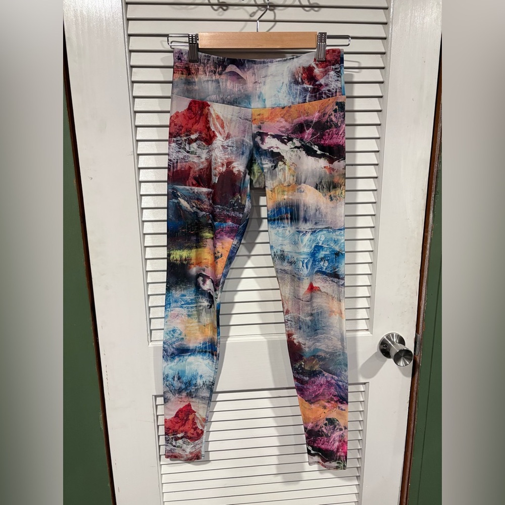 Onzie Multicolor Abstract Leggings